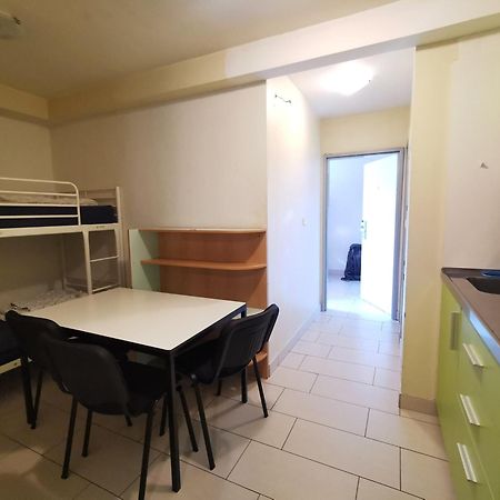 Simbol Rooms With Free Private Parking Laibach Zimmer foto