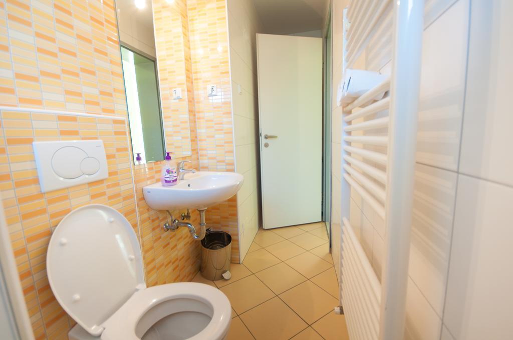 Simbol Rooms With Free Private Parking Laibach Zimmer foto
