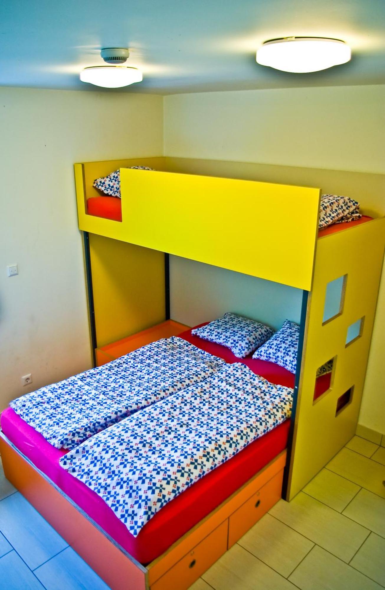 Simbol Rooms With Free Private Parking Laibach Exterior foto