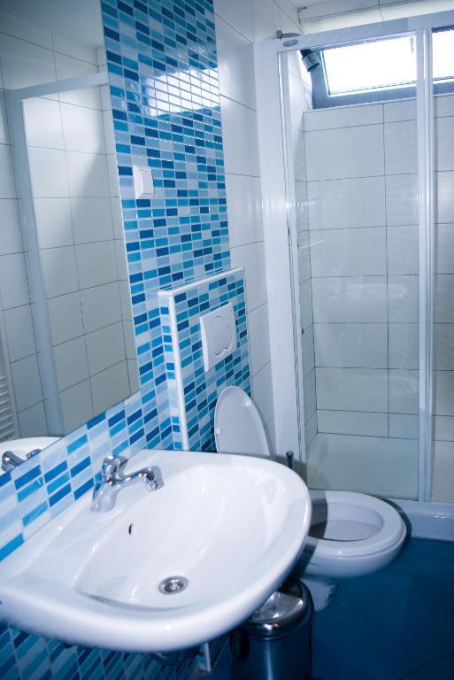 Simbol Rooms With Free Private Parking Laibach Exterior foto